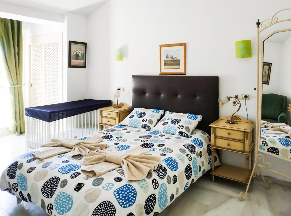 Homelystay-Benalmadena, Puerto Marina Esterno foto