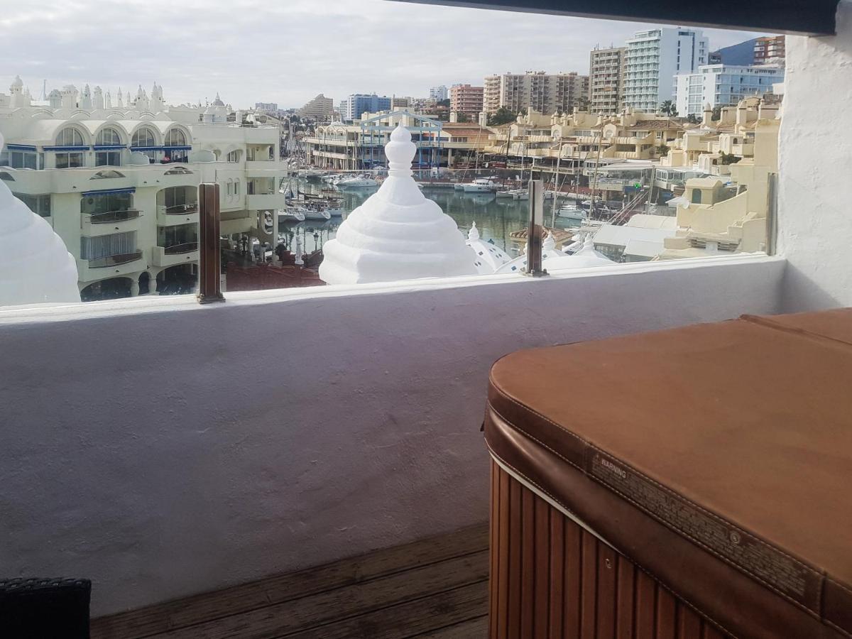 Homelystay-Benalmadena, Puerto Marina Esterno foto