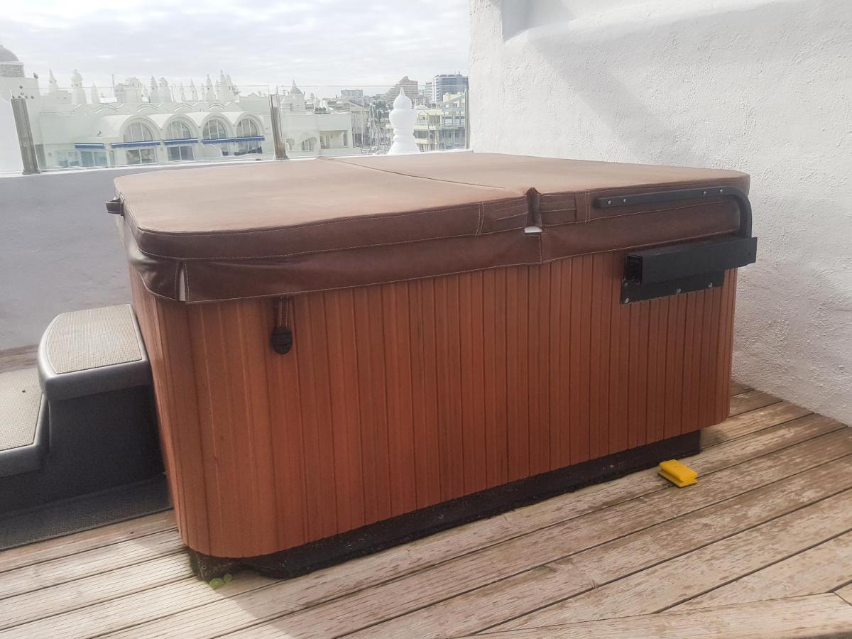 Homelystay-Benalmadena, Puerto Marina Esterno foto